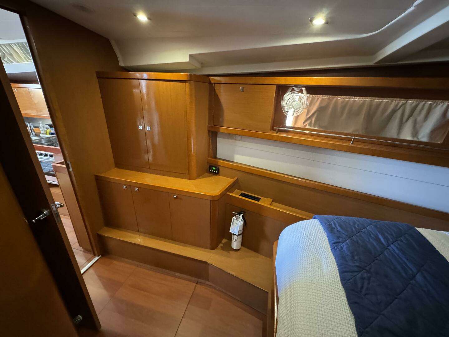 2016 Beneteau Oceanis 45 - Image 38