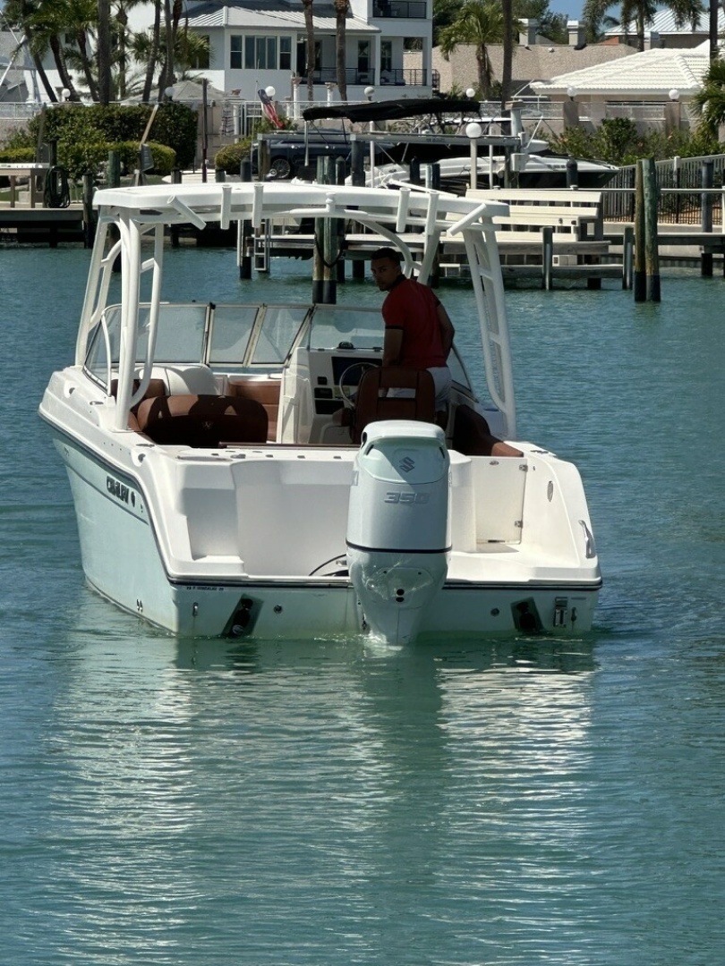 2019 Century 24 Resorter - Image 6