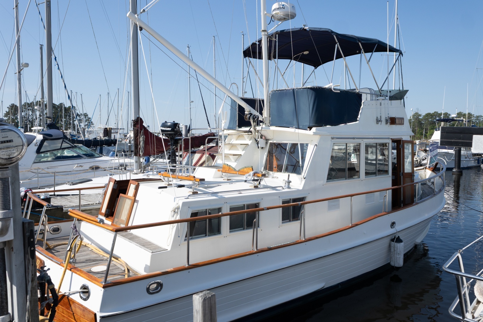 1991 Grand Banks 36 - Image 2