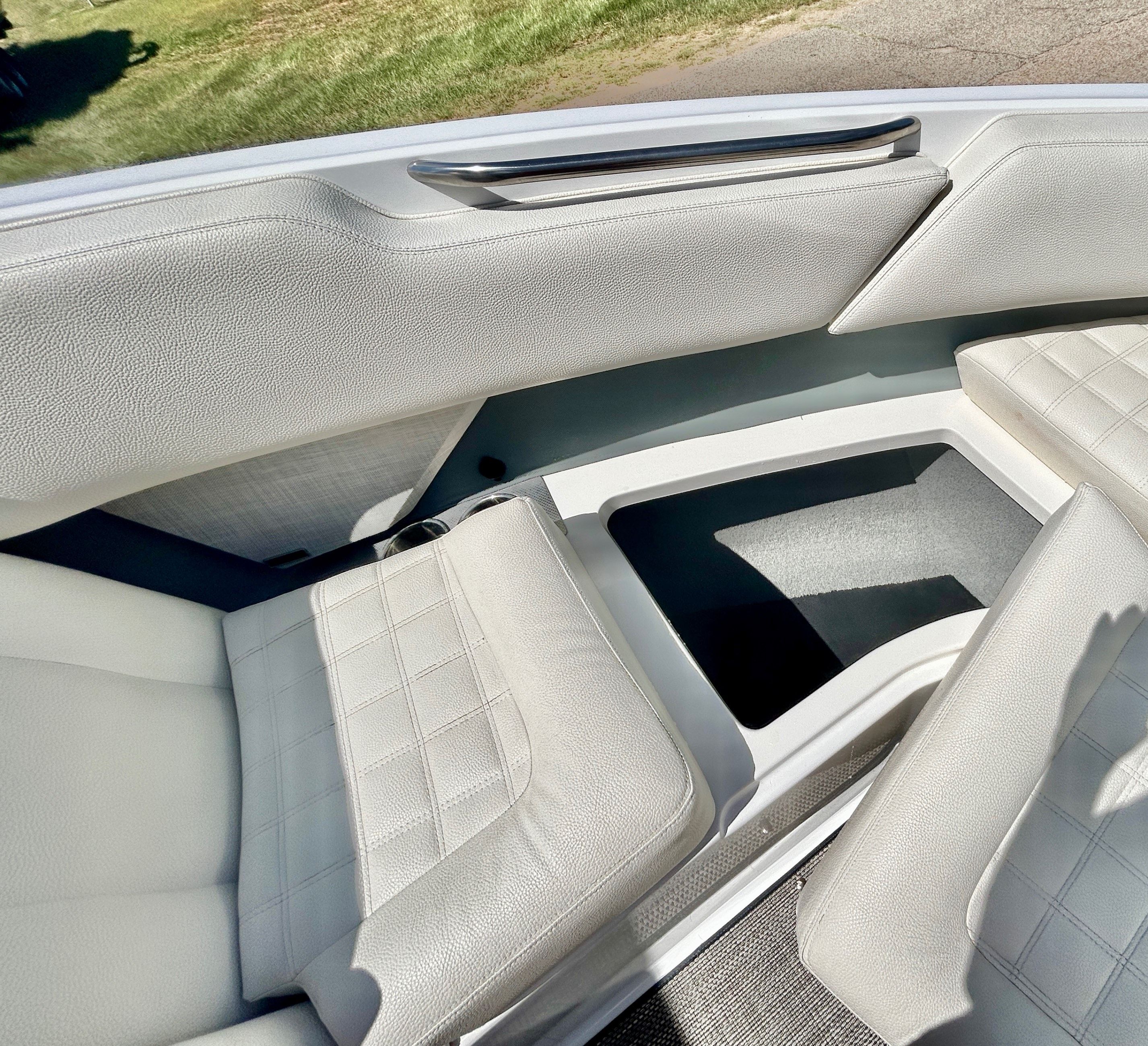 2020 Cobalt R5 Surf - 25