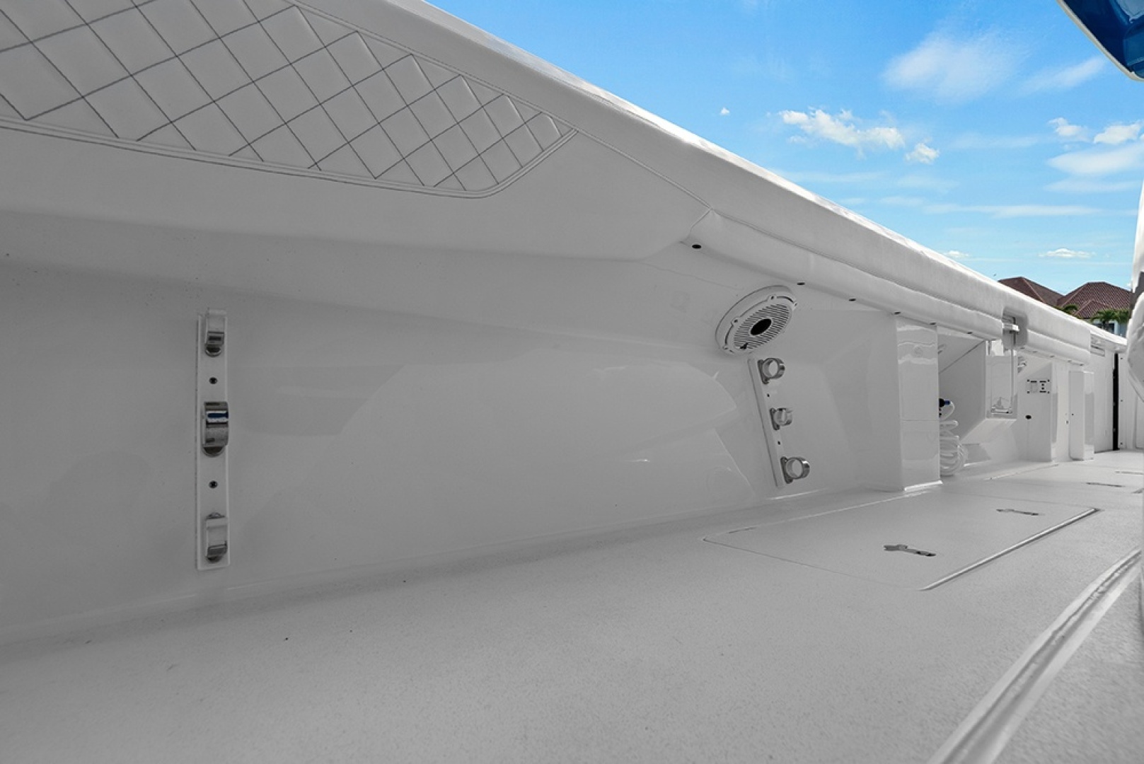 2022 Intrepid 427 Nomad FE - Image 26