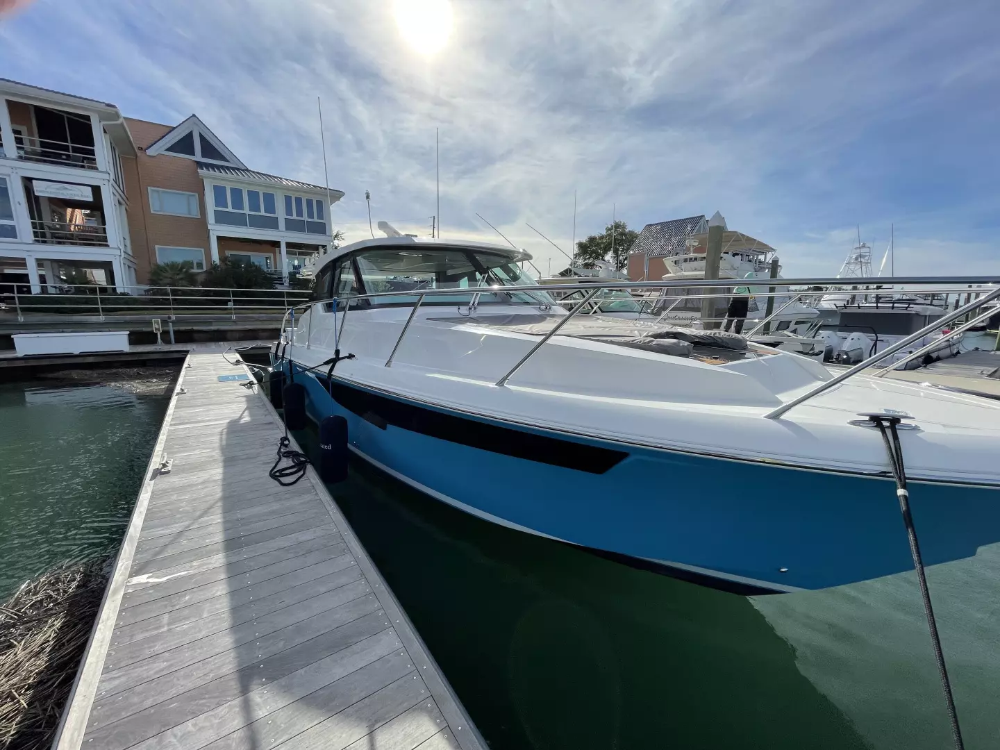 2021 Tiara Yachts 43 LE - Image 6