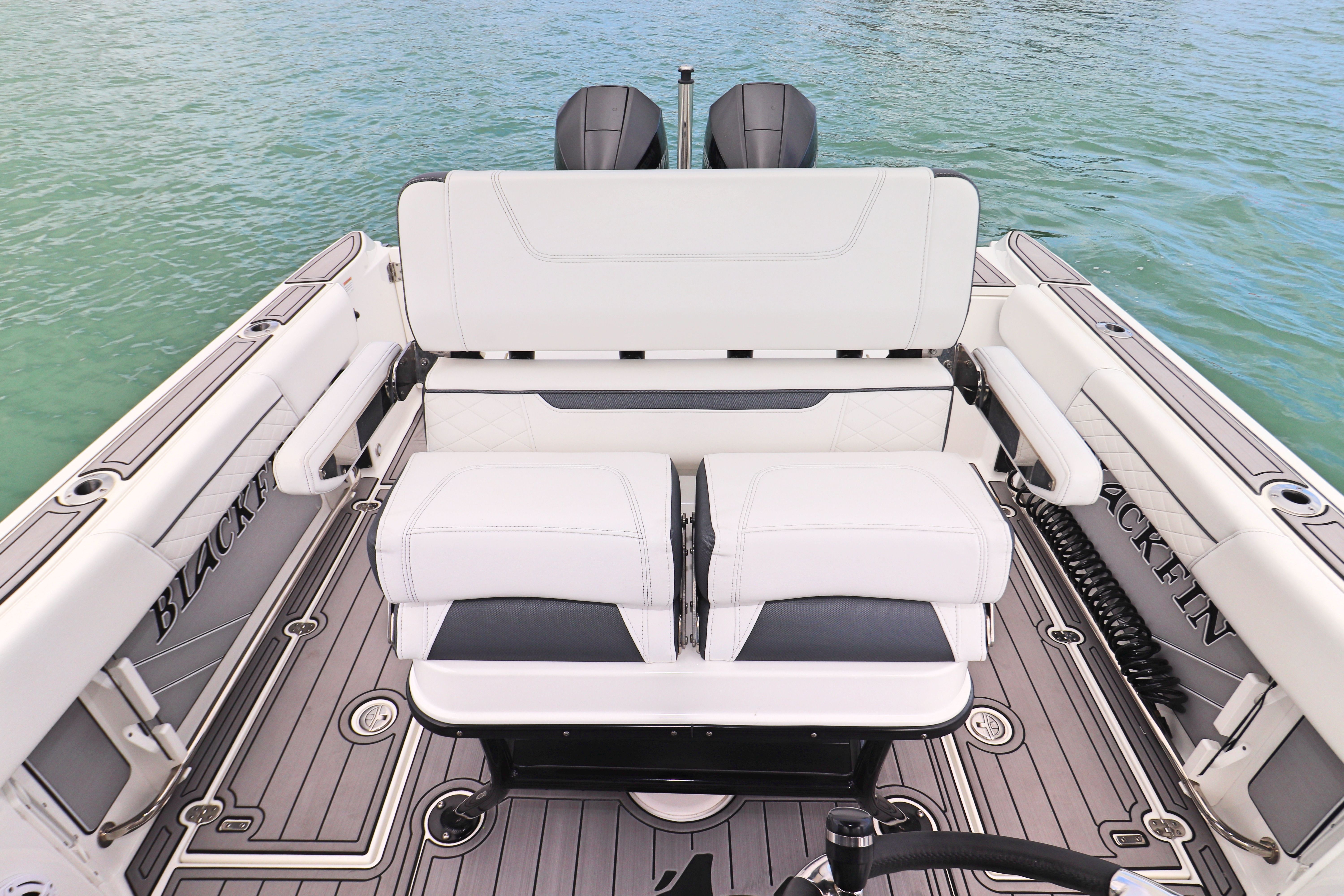 2022 Blackfin 252 CC - 17
