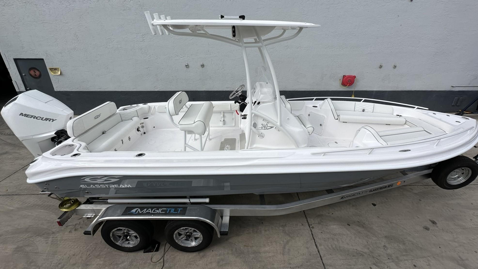 2025 Glasstream 240 CCX