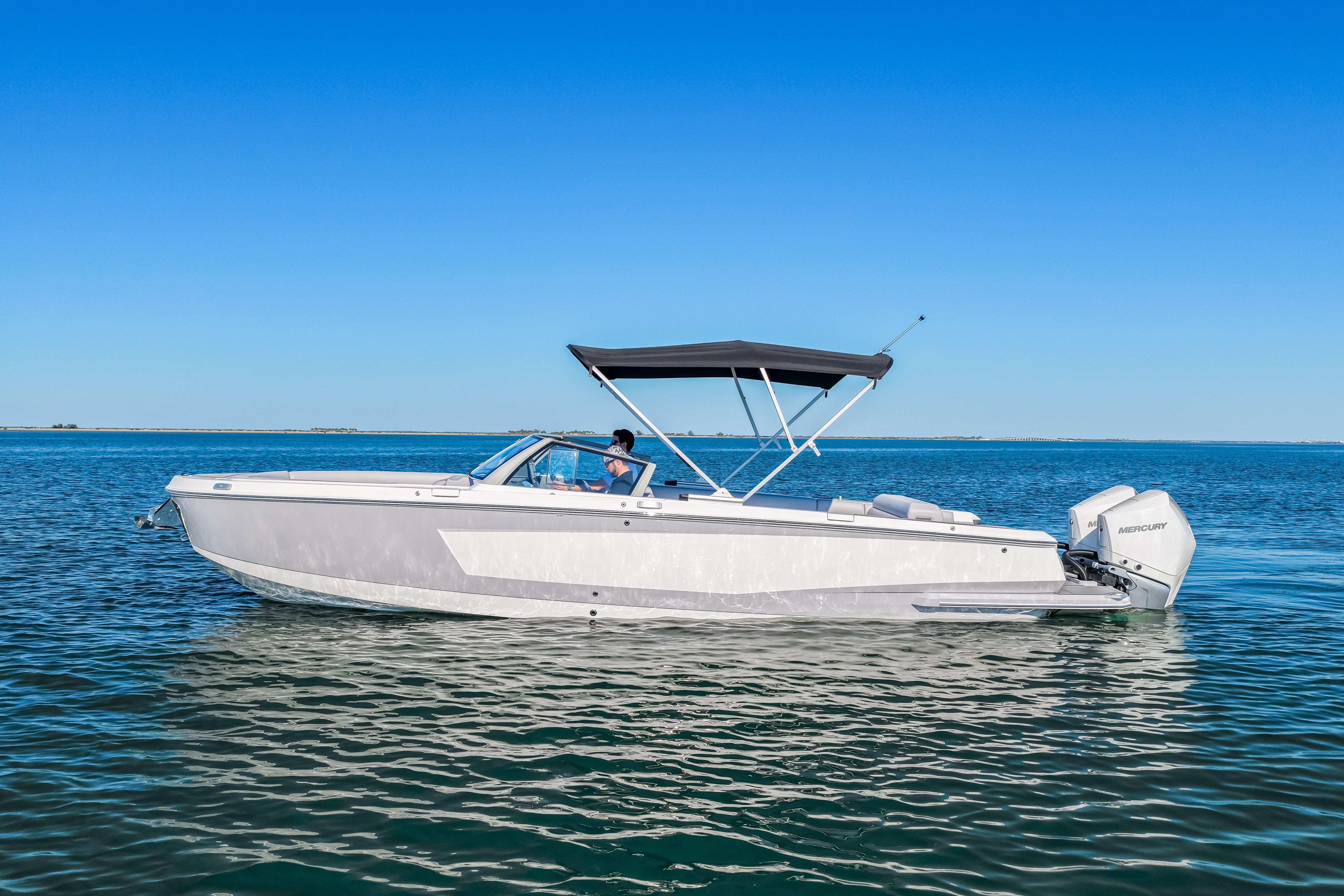 2025 Aviara AV28 OB