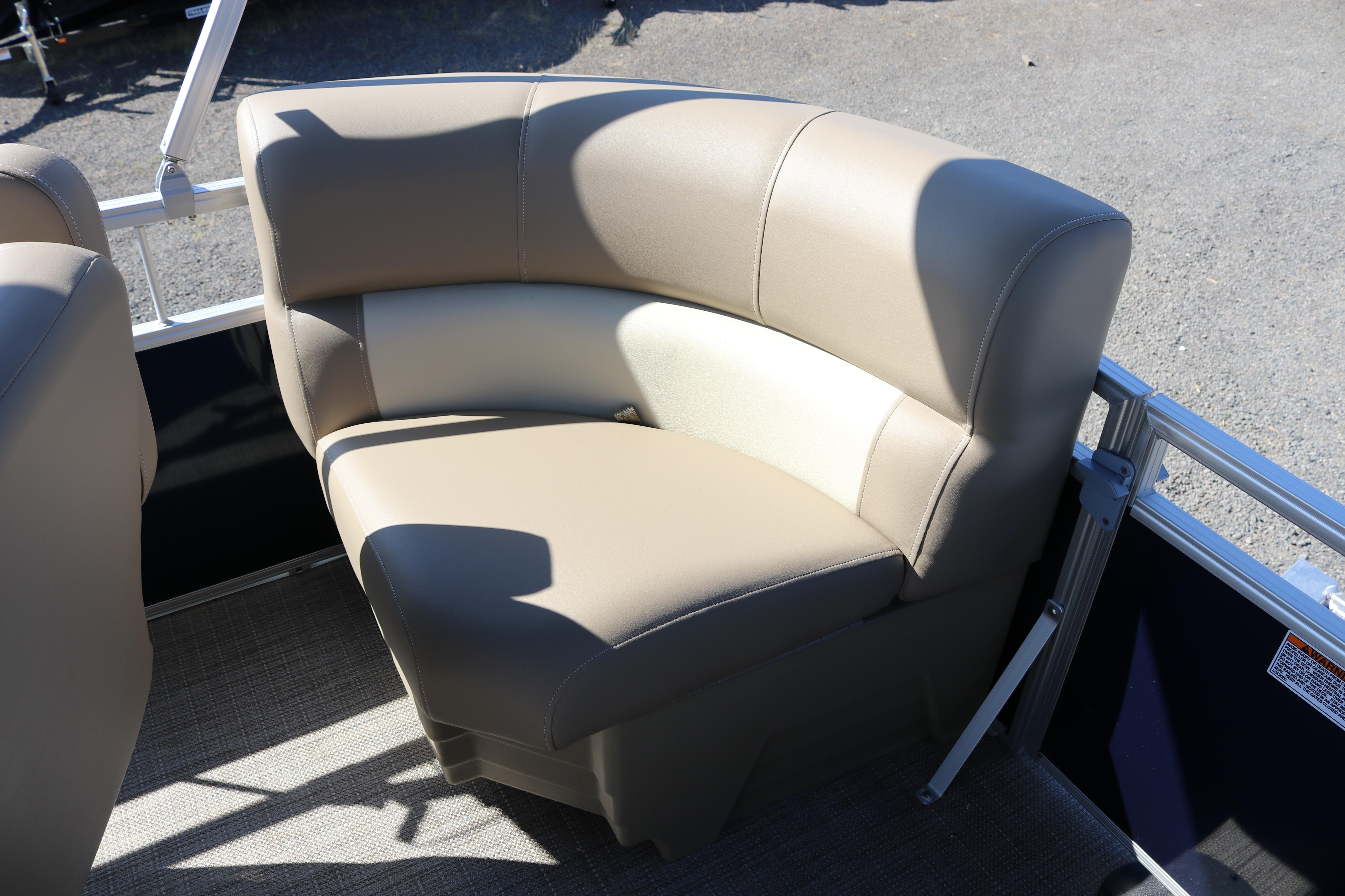 Beige seating on 2025 Sun Chaser Vista Fish 18 pontoon boat.