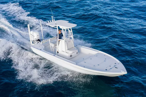 2026 Yellowfin 24 Bay CE