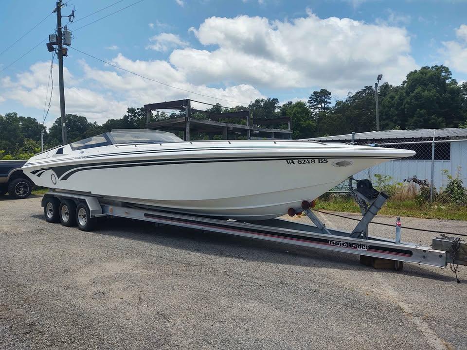 1996 Fountain 32 Fever