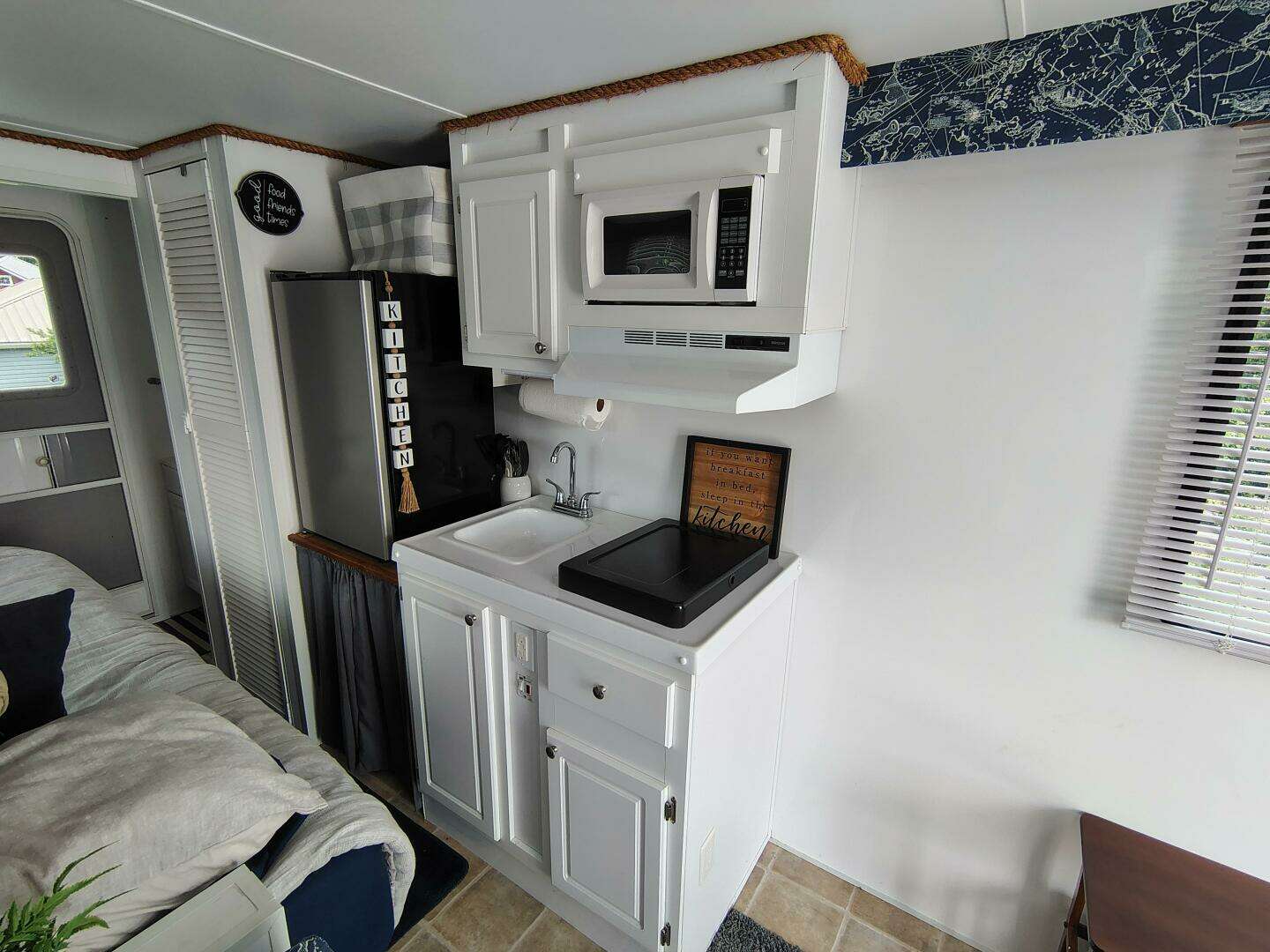 2017 Catamaran Cruisers Lil Hobo 31 - Image 10