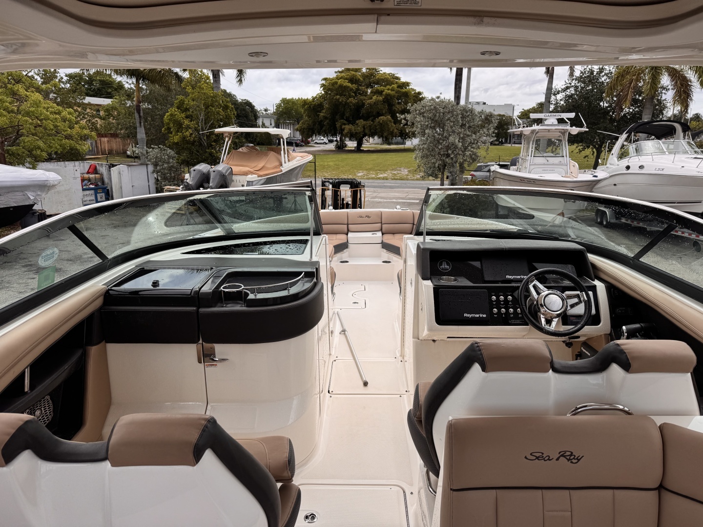 2016 Sea Ray 350 SLX - Image 15