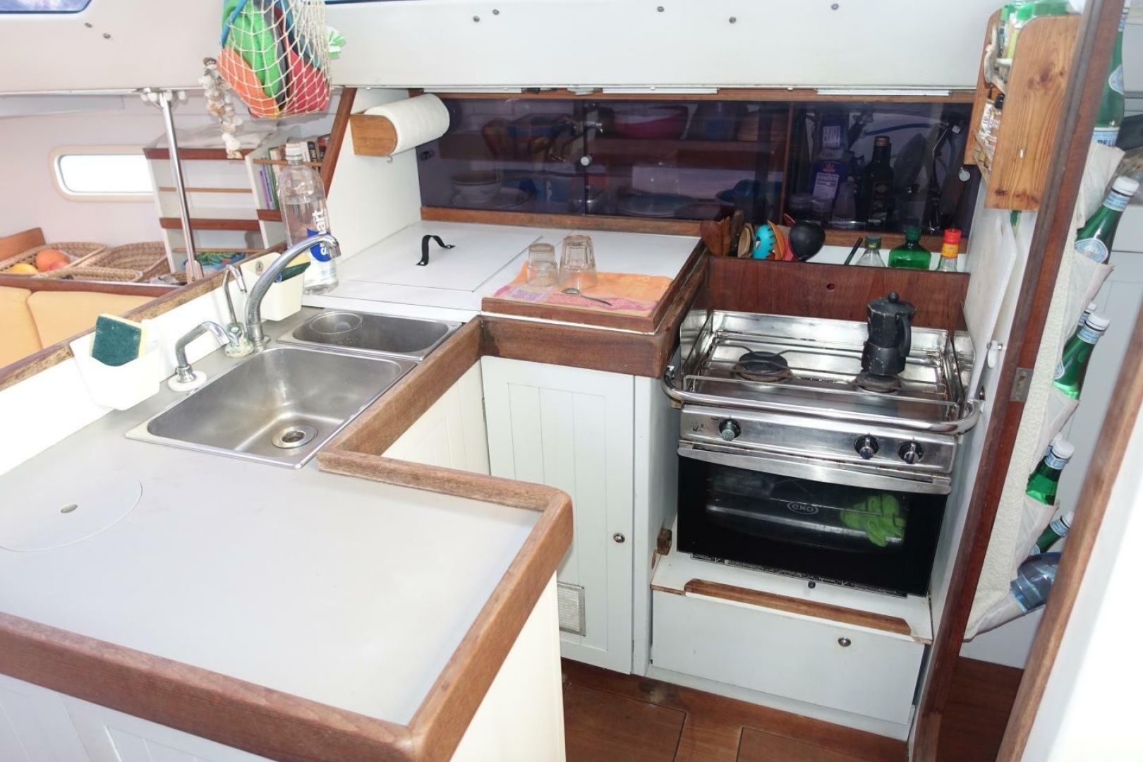 2009 RM Yachts RM1050 - Image 6
