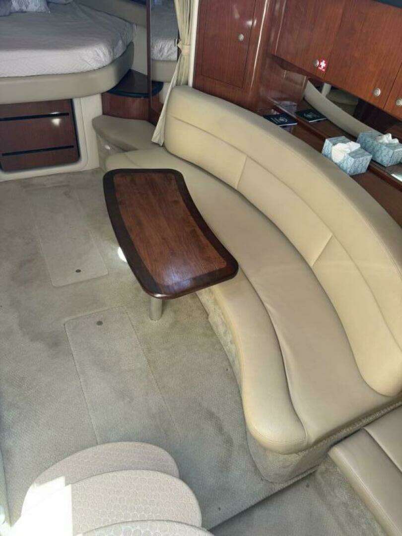 2007 Sea Ray 340 - Image 10