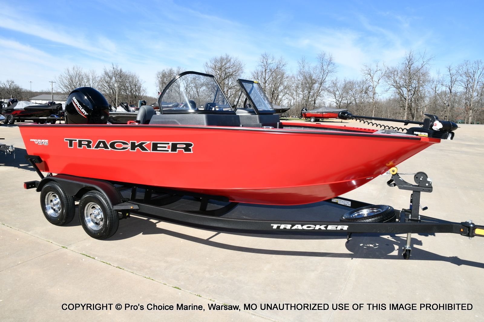 2026 Tracker Pro Guide V-175 WT w/150HP - 76