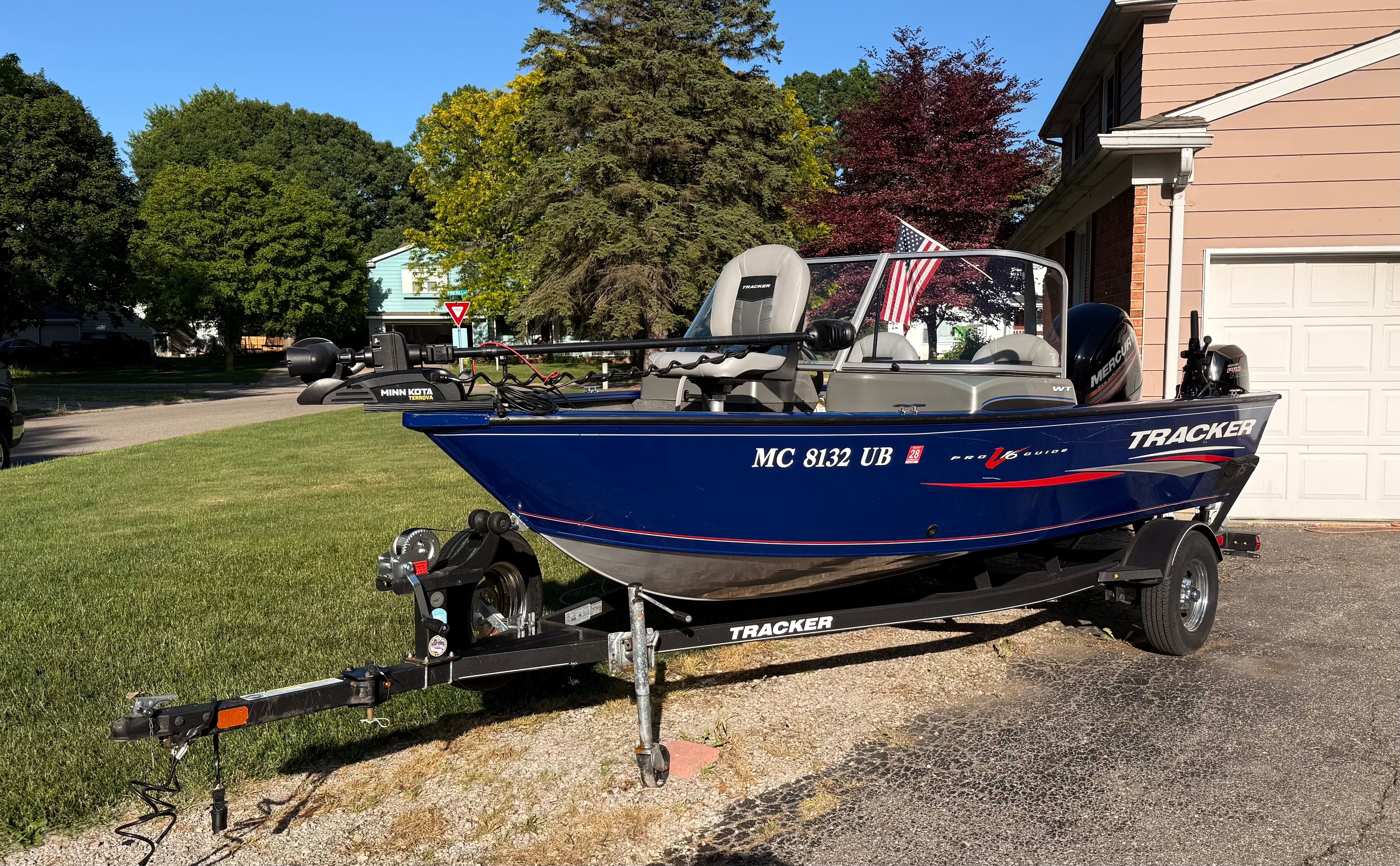 2017 Tracker V16