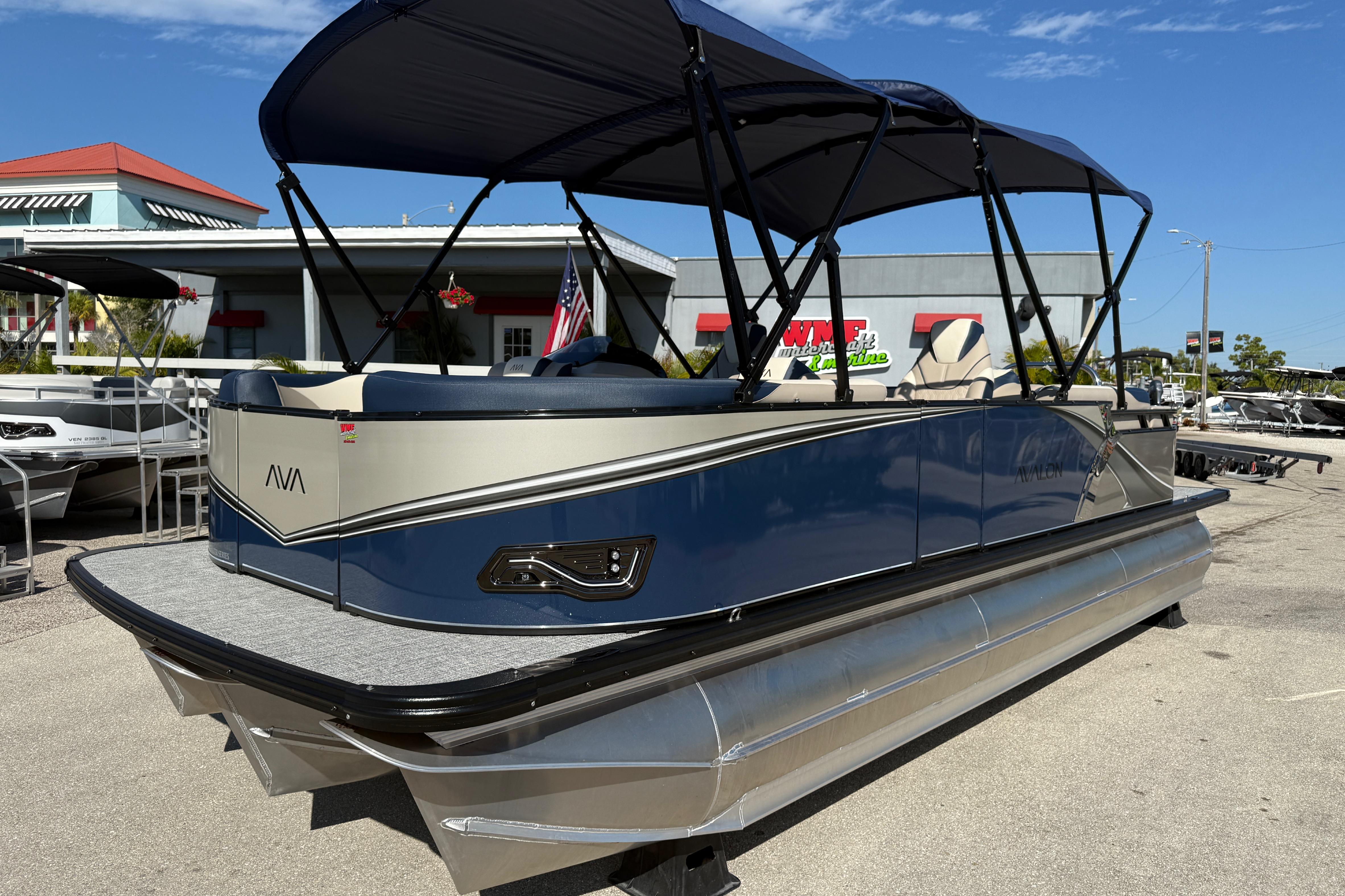 2026 Avalon 2385 LSZ Quad Lounger, Tri Toon, High Performance