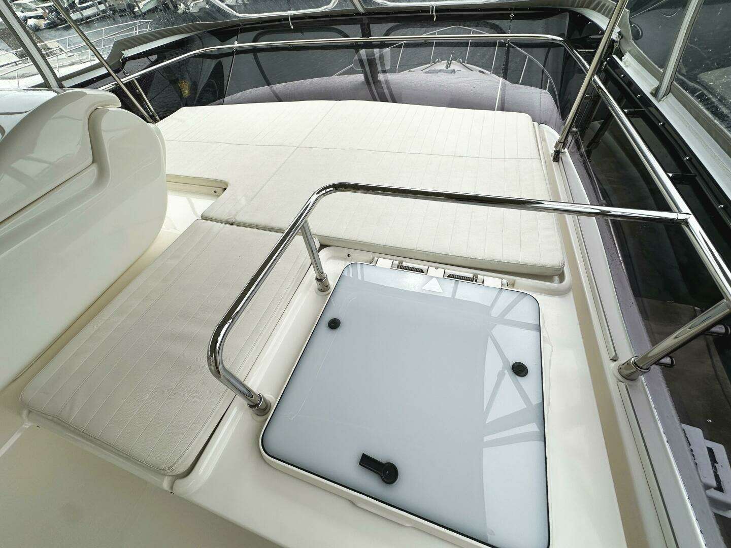 2014 Ferretti Yachts 530 - Image 44