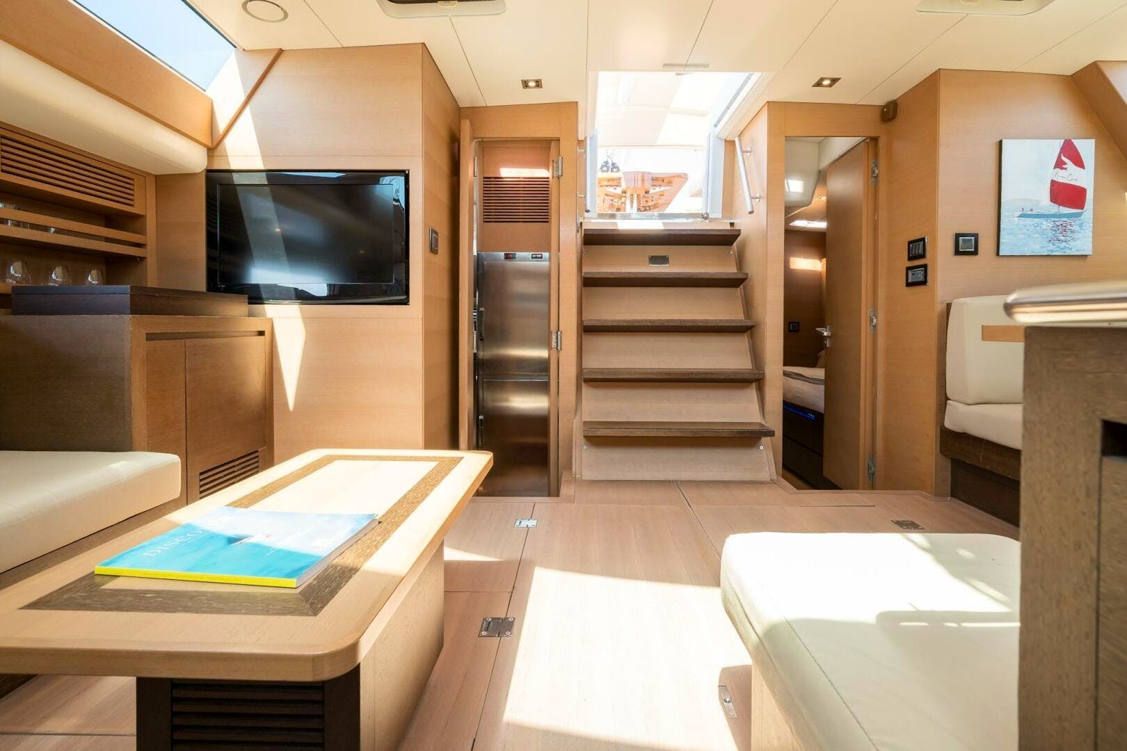 2009 CNB Custom - Image 18