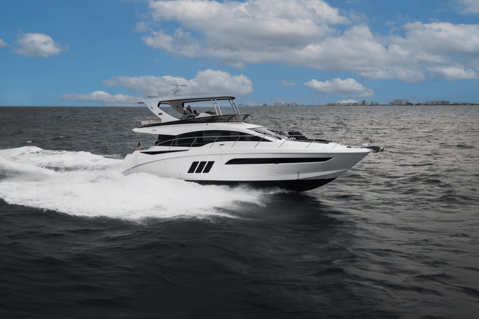 2017 Sea Ray 510 FLYBRIDGE - Image 7