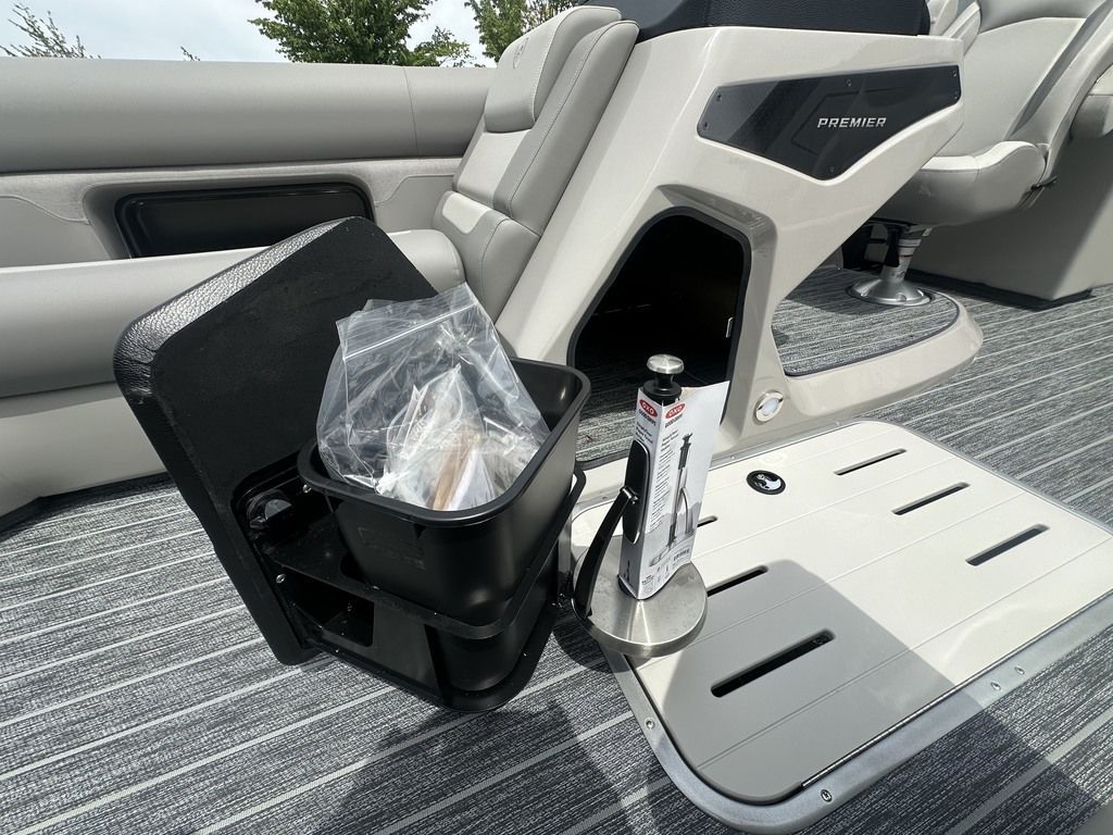 2026 Premier 230 Sunsation RF - CL - 8