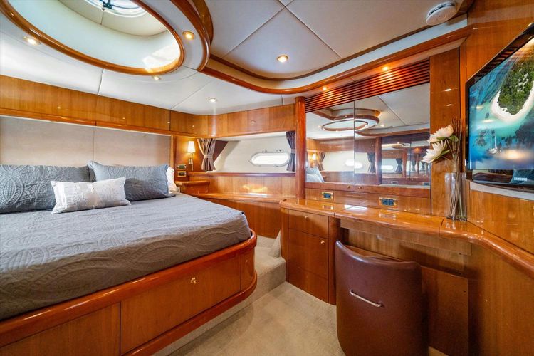 2005 Sunseeker 82 Yacht - Image 29