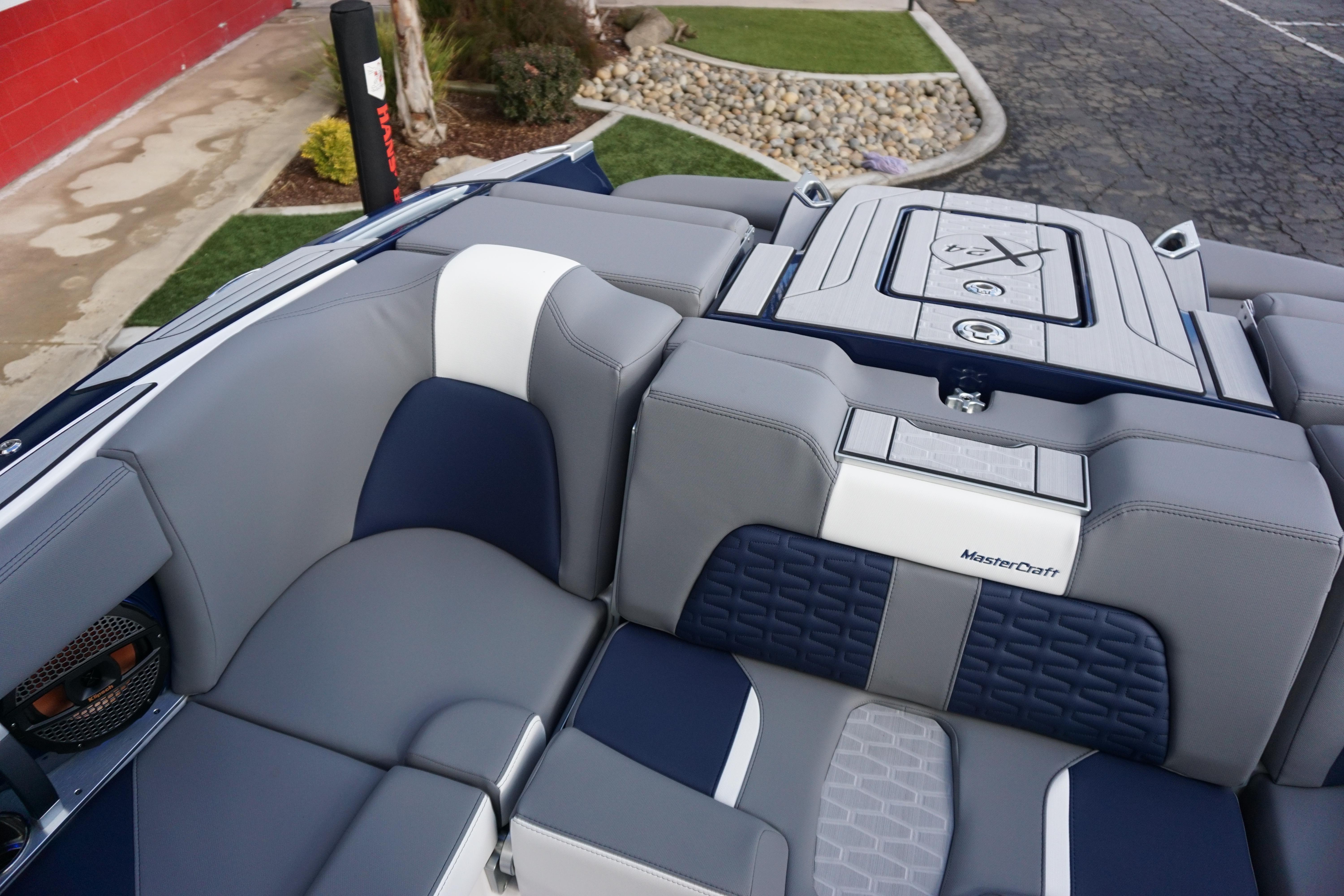 2025 MasterCraft X24 Supercharged 6.2L - 9K Rebate Eligible - 49