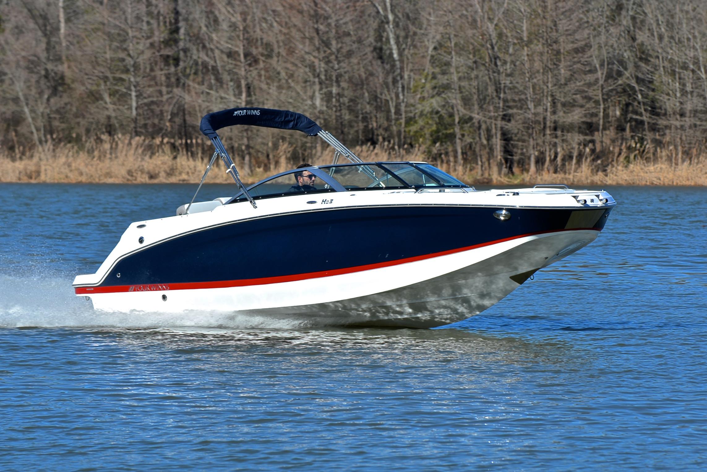 2021 Four Winns HD3