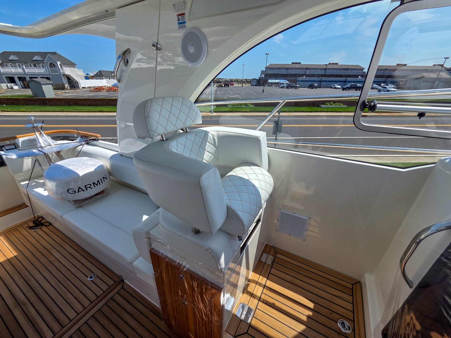 2026 Marex 310 Sun Cruiser - Image 22