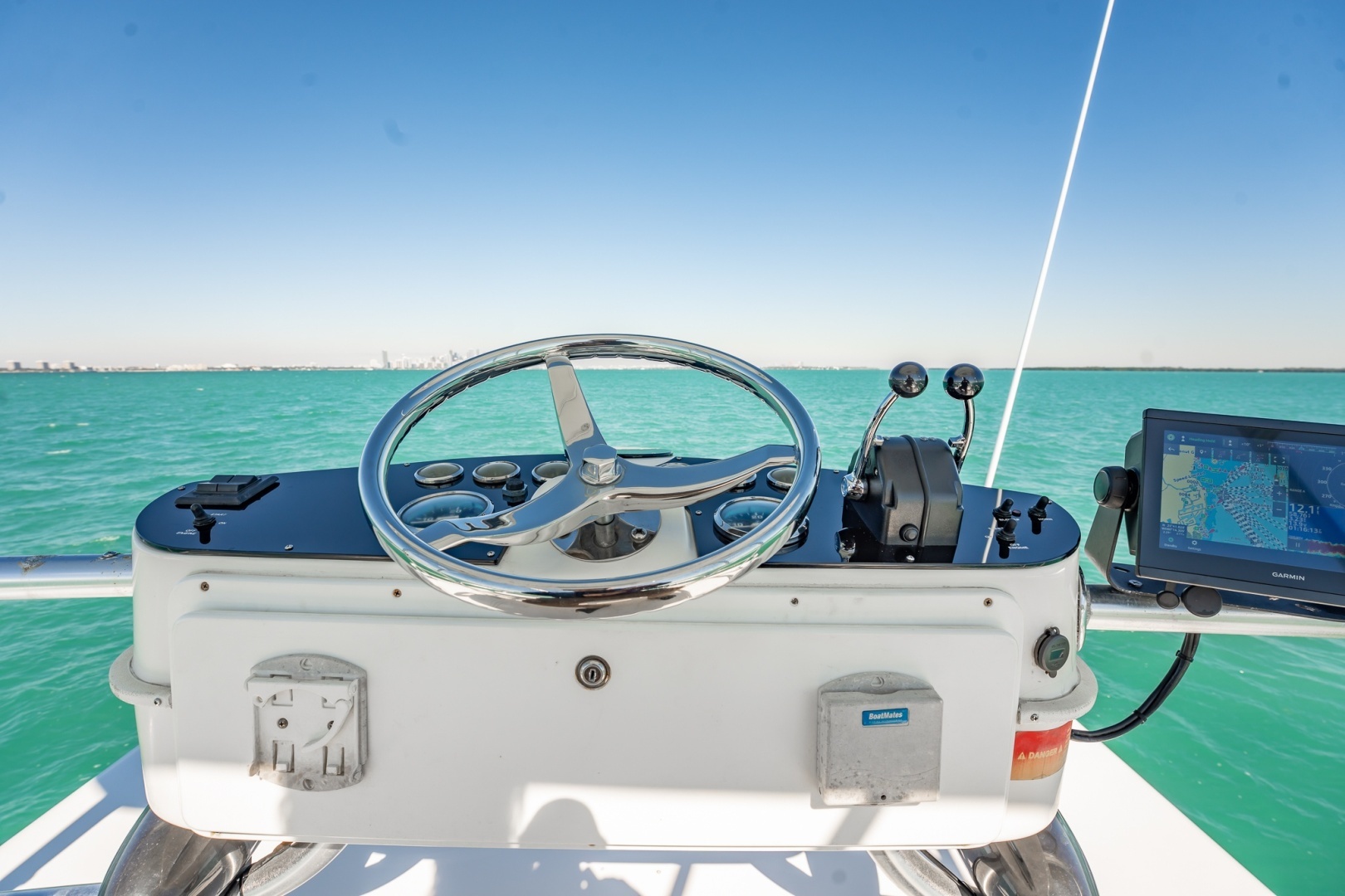 2004 Luhrs 320 Open - Image 28