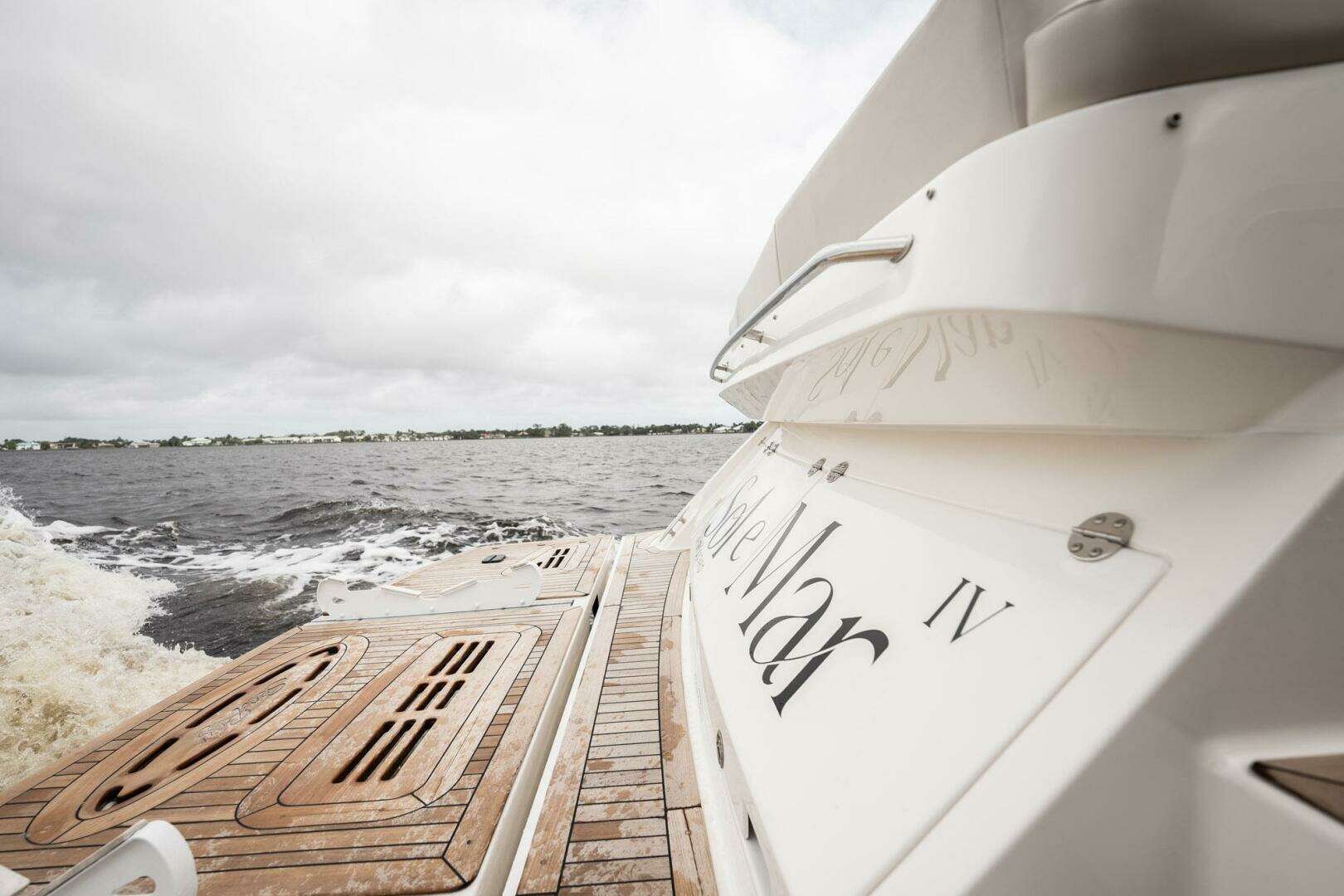 2015 Sea Ray 510 Sundancer - Image 119