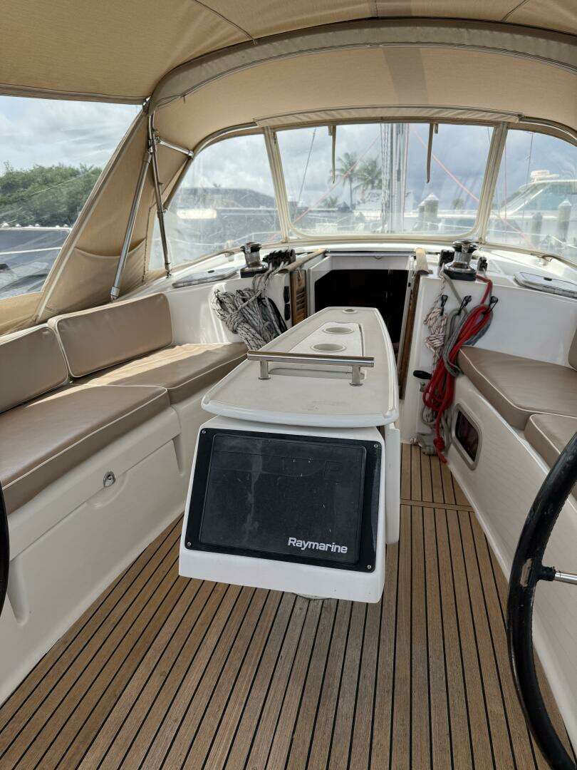 2012 Beneteau 43 - Image 52