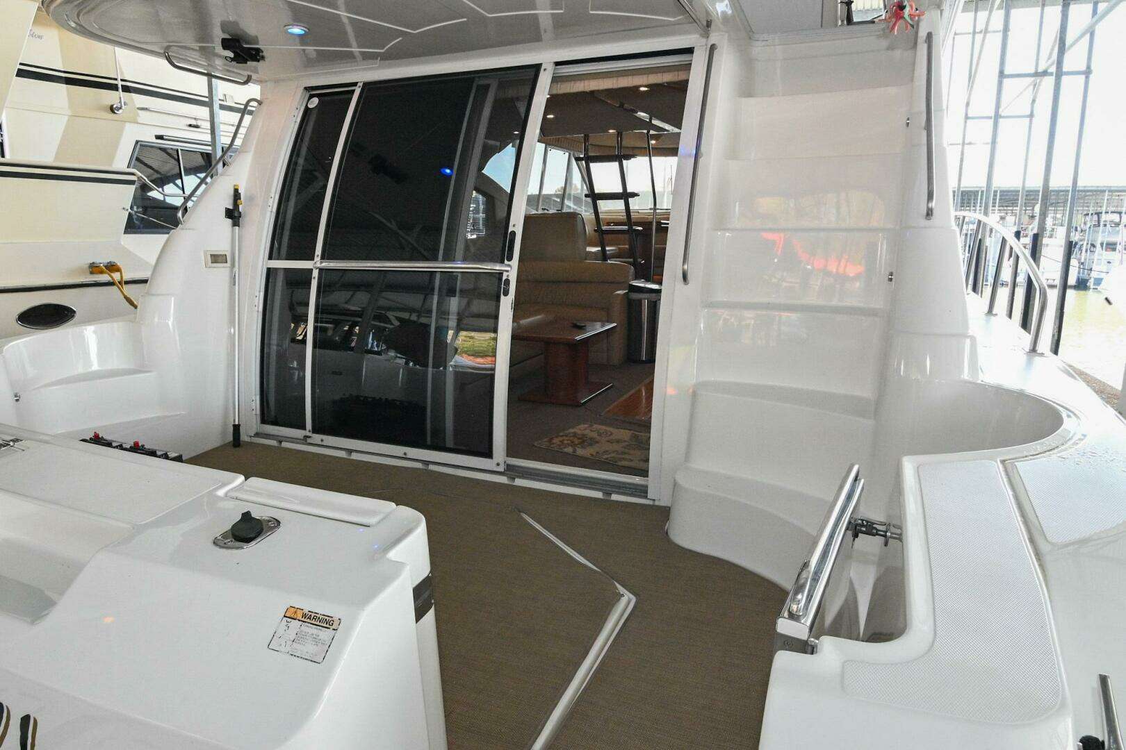 2002 Cruisers Yachts 5000 Sedan Sport - Image 16