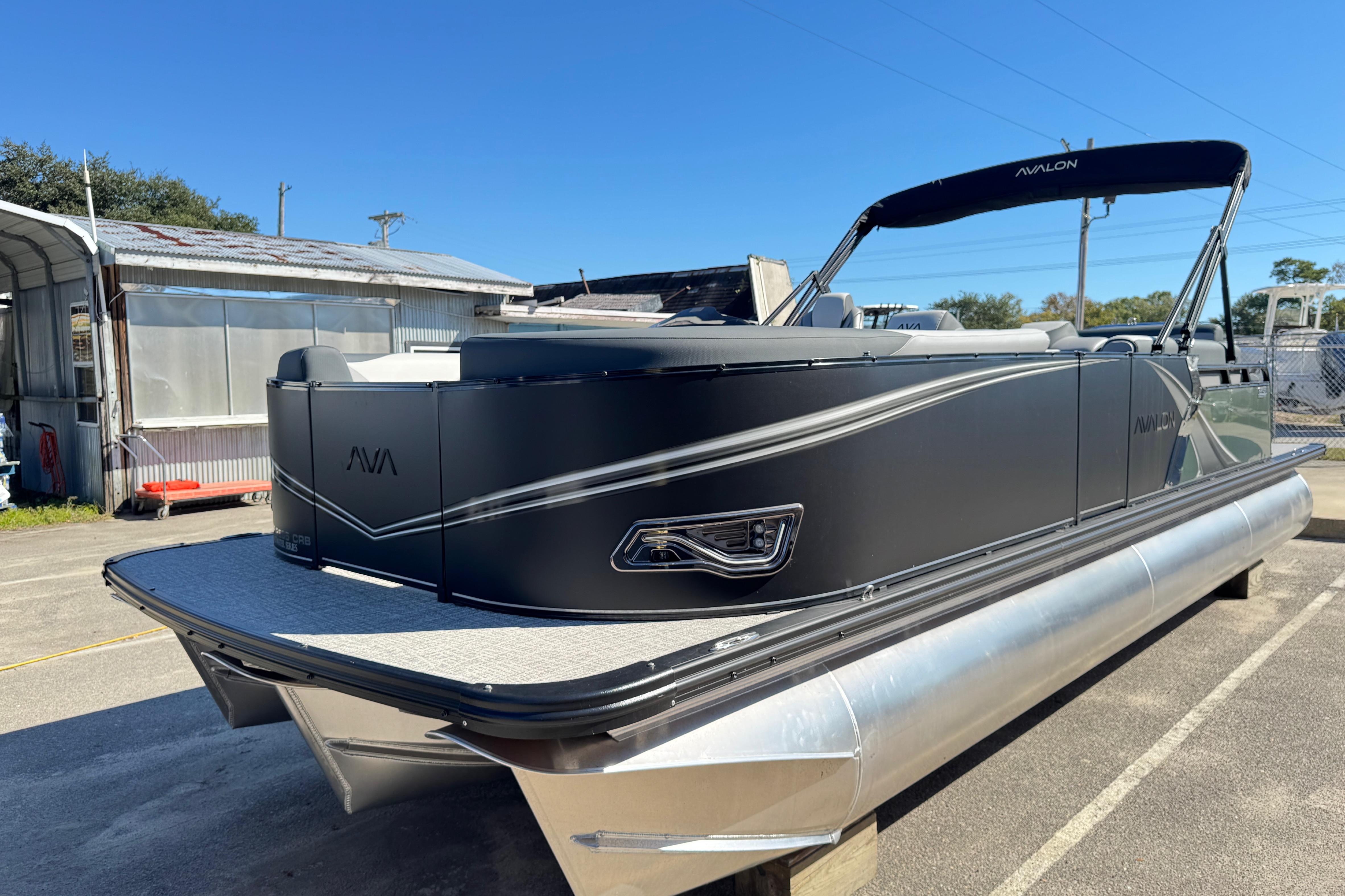 2025 Avalon LSZ 2585 CRB
