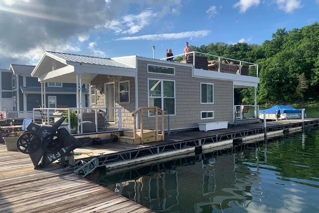 2021 Harbor Cottage Cottage