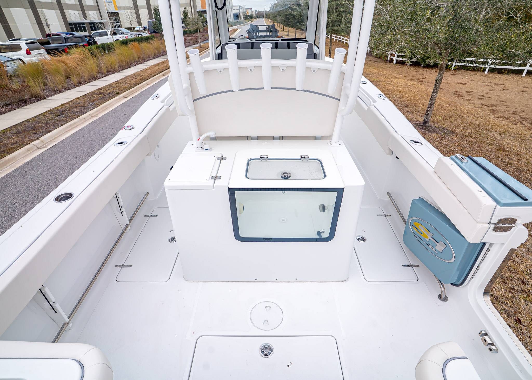 2026 Sea Hunt Gamefish 28 Coffin Box - 14