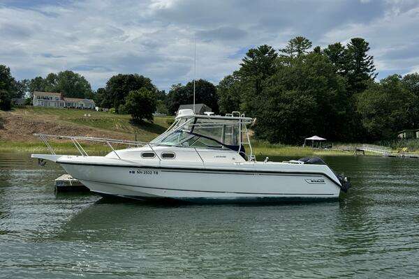 1999 Boston Whaler 28 Conquest