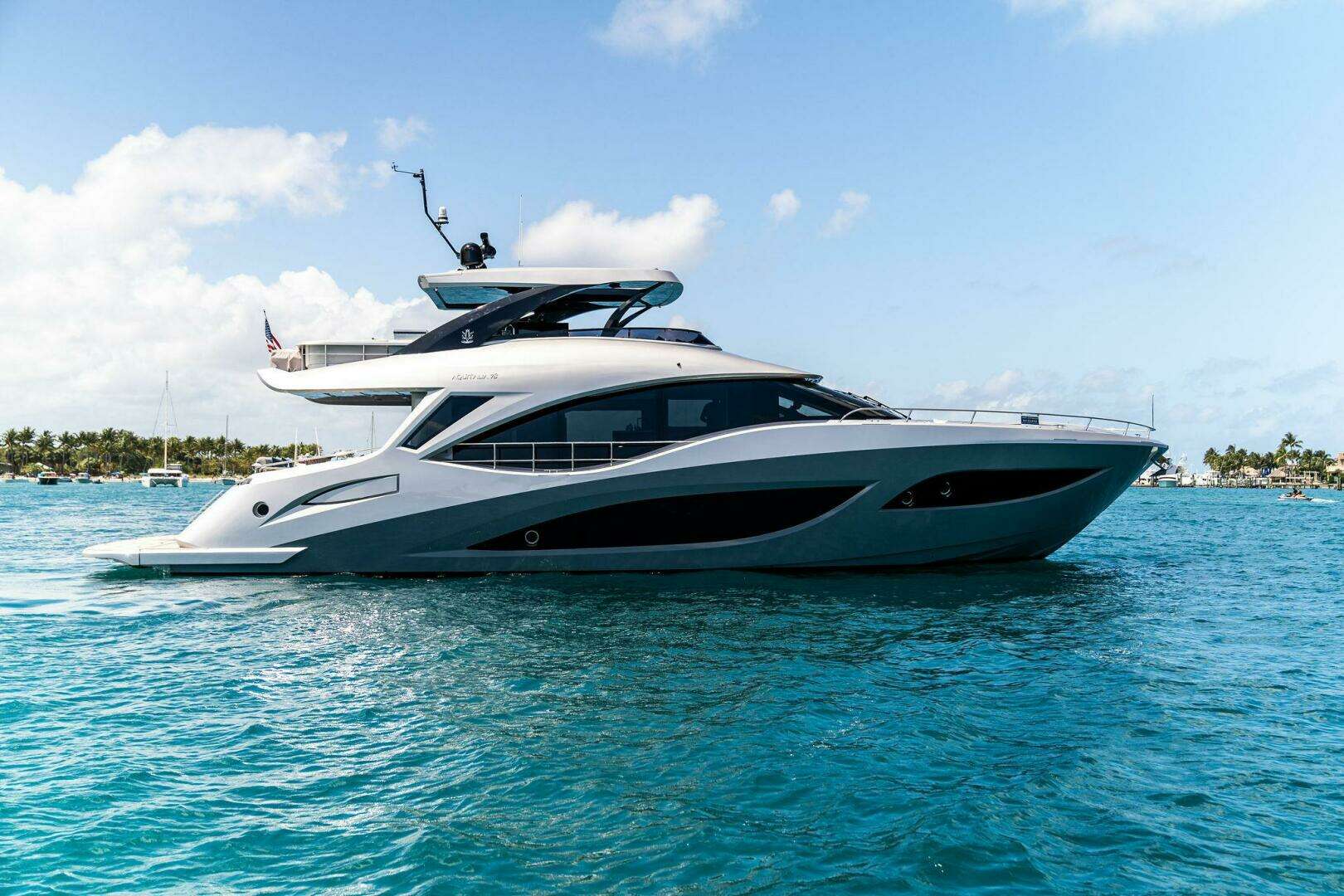 2024 Aquitalia Yachts Flybridge - Image 5