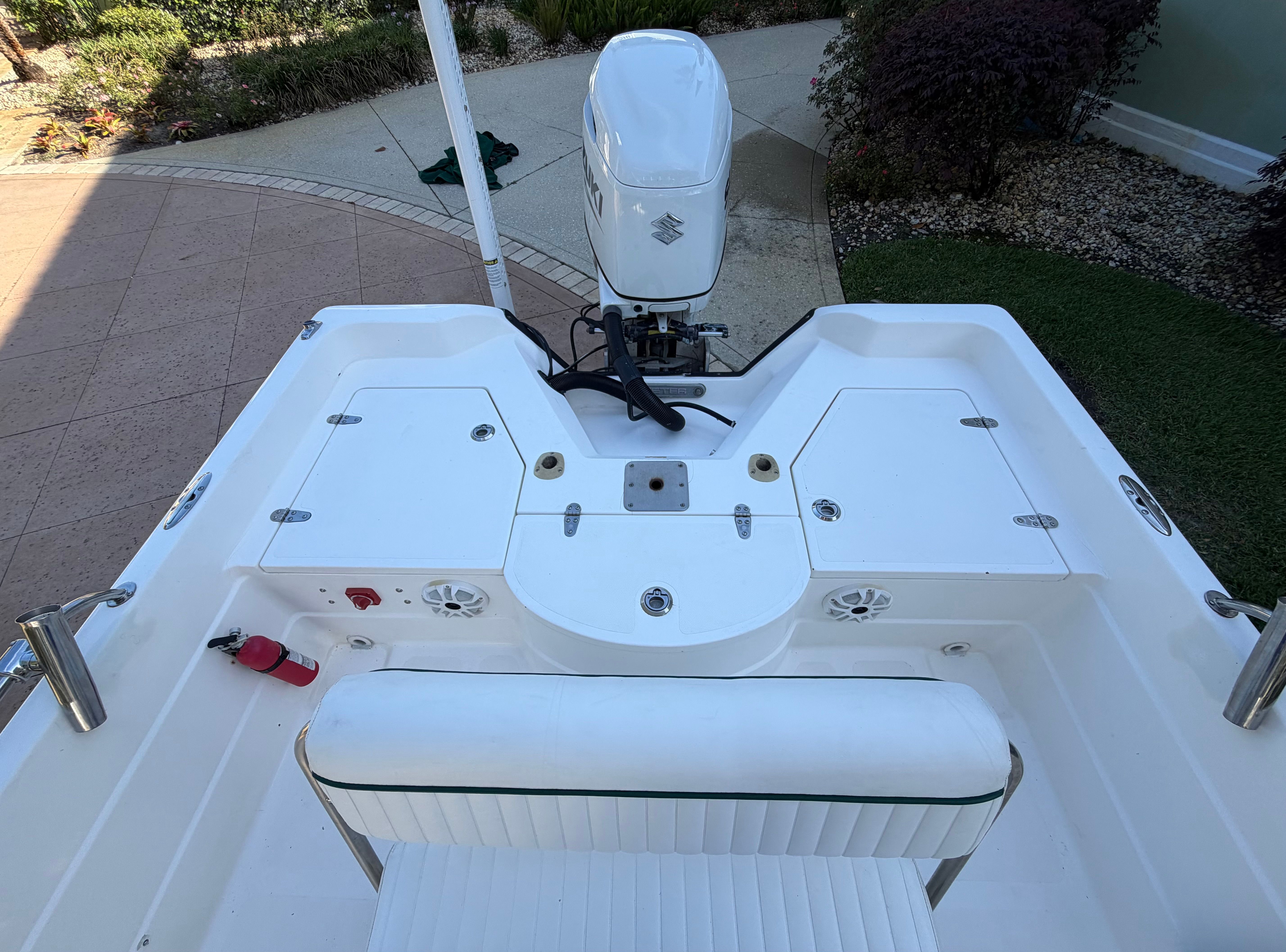 1999 Skeeter ZX2200 boat with Suzuki outboard motor.