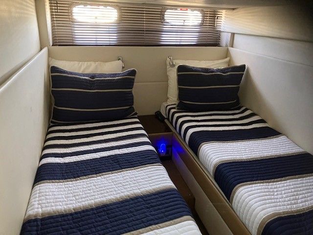 2009 Sea Ray 43/47 Sundancer - 21