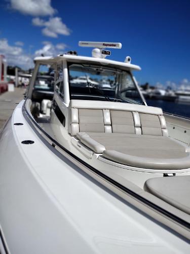 2018 Boston Whaler 420 Outrage - 2