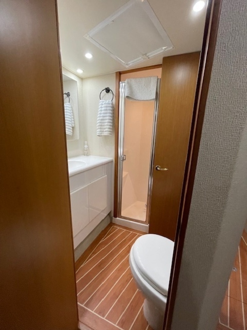 2003 Post Sportfish - Image 24