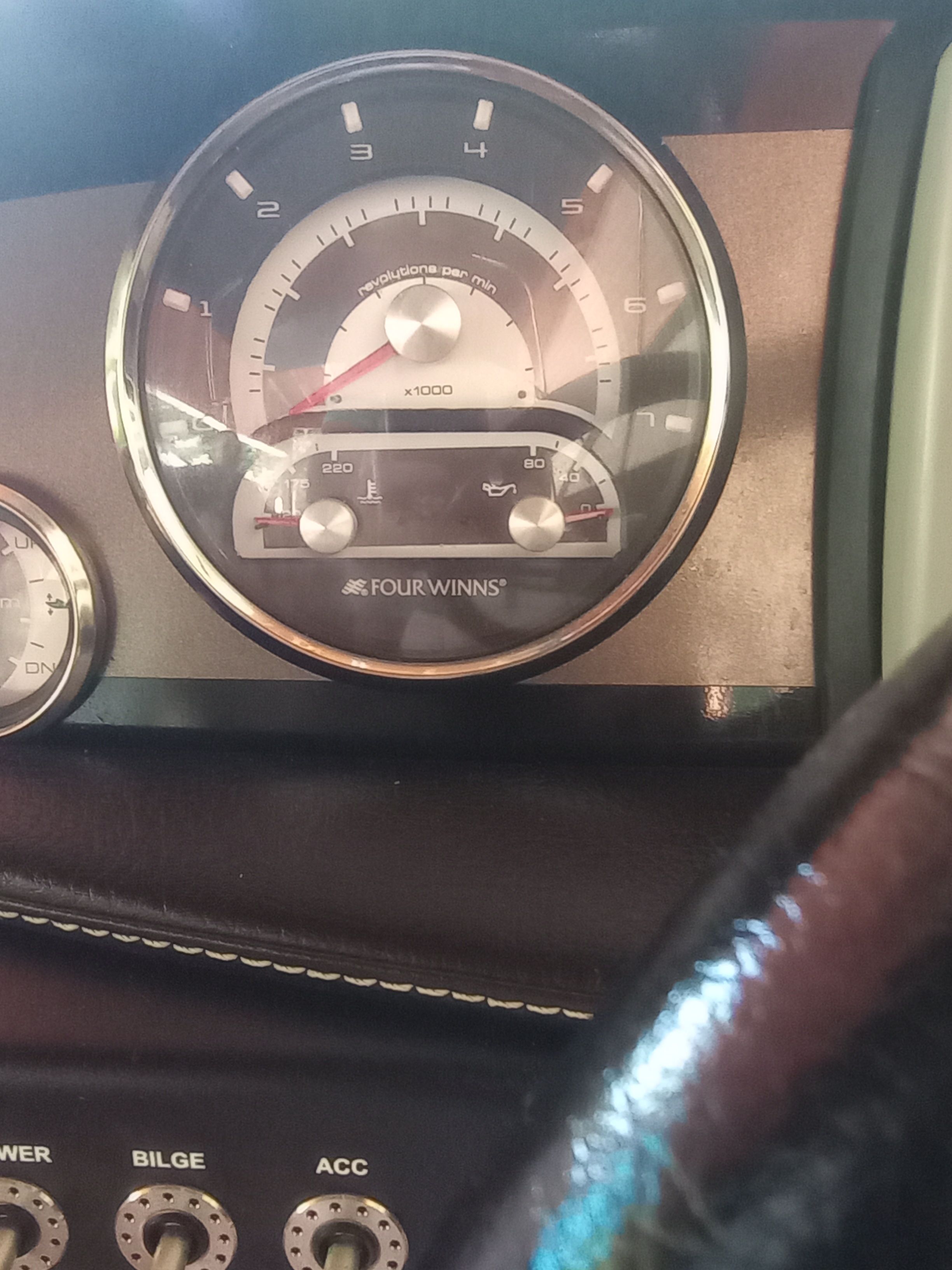 2013 Four Winns H260 - 16