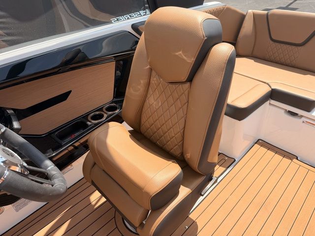 2026 Yamaha Boats 222SE - 24