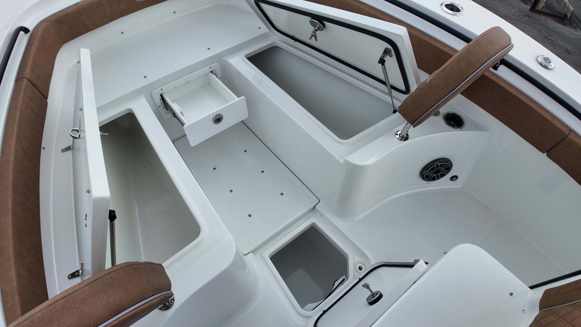 2027 Sea Hunt Ultra 265 SE - 28