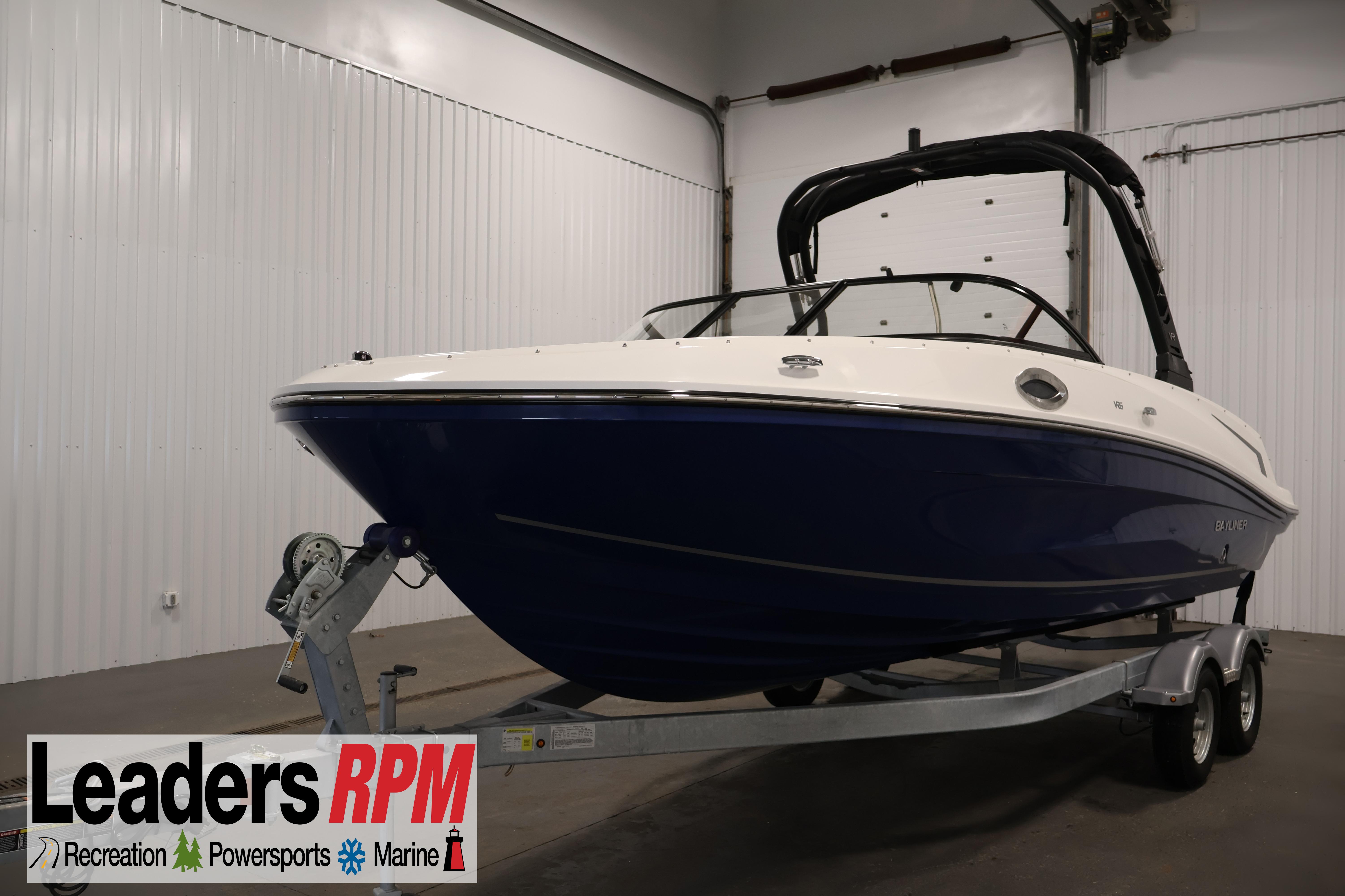 2026 Bayliner VR6 Bowrider I/O