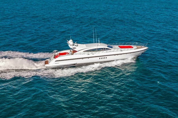 2008 Overmarine Mangusta 108