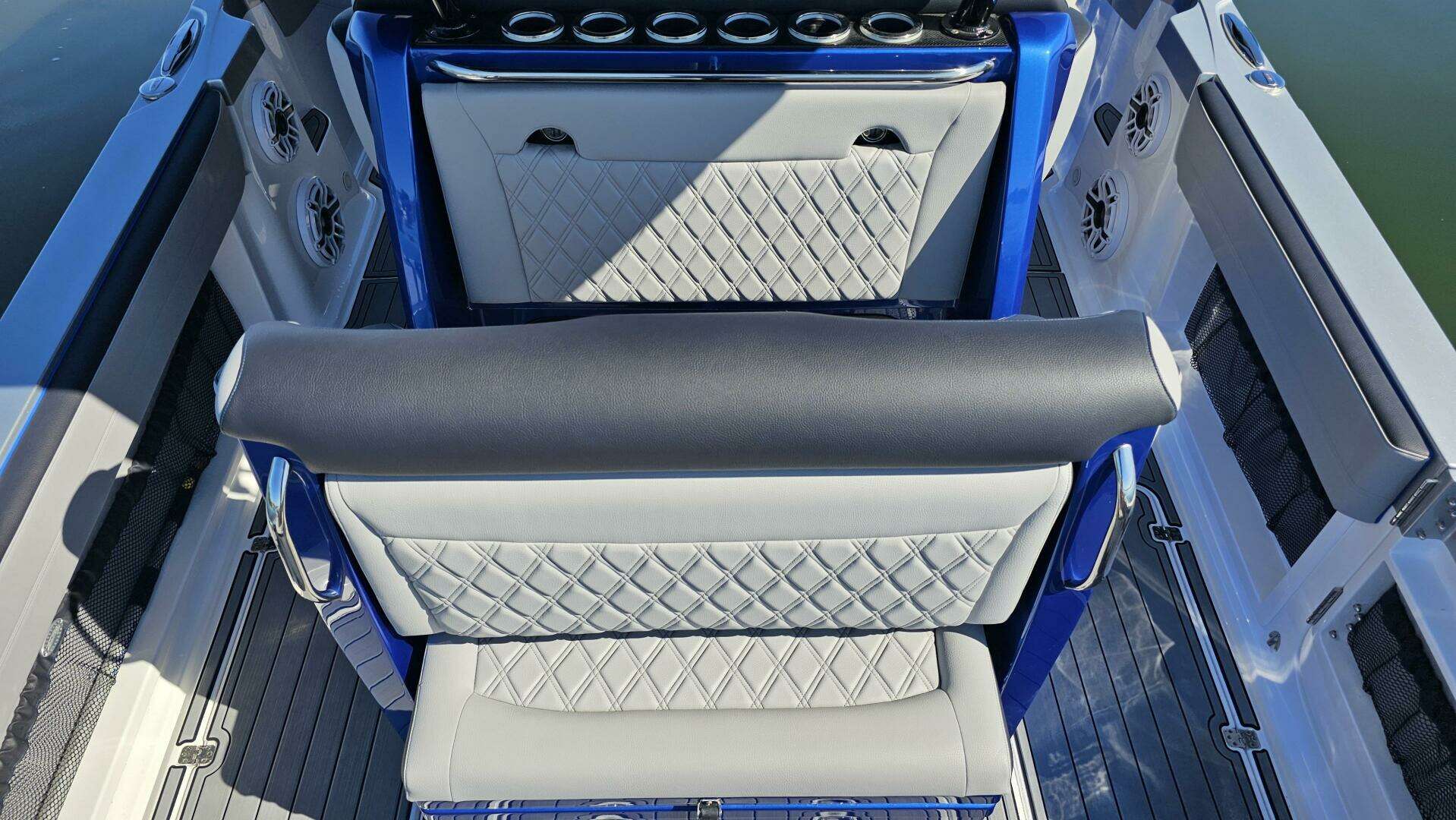 2024 Nor-Tech 390 Sport Center Console - Image 15