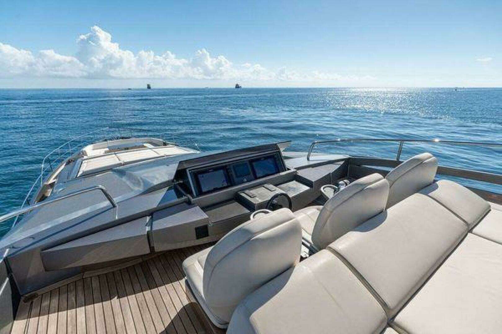 2019 Pershing — - Image 24