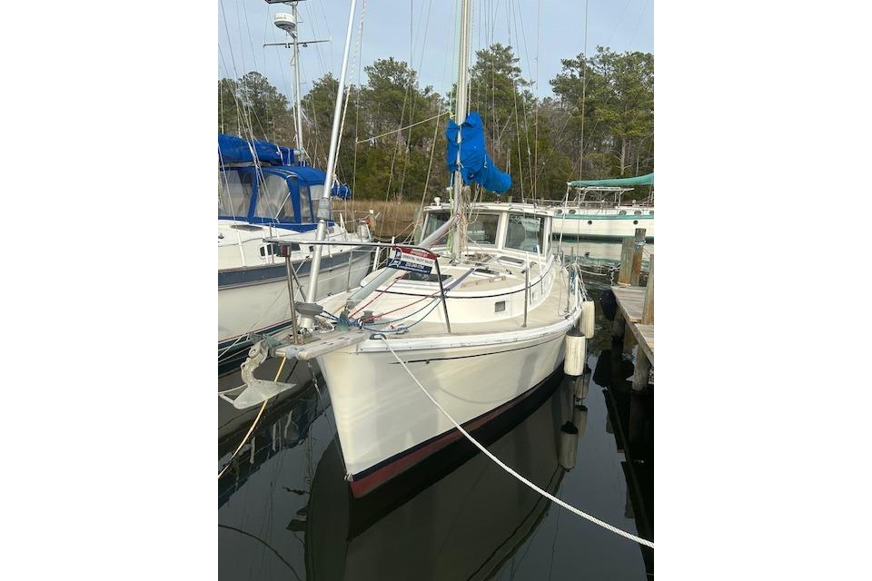 1986 Cape Dory MS300