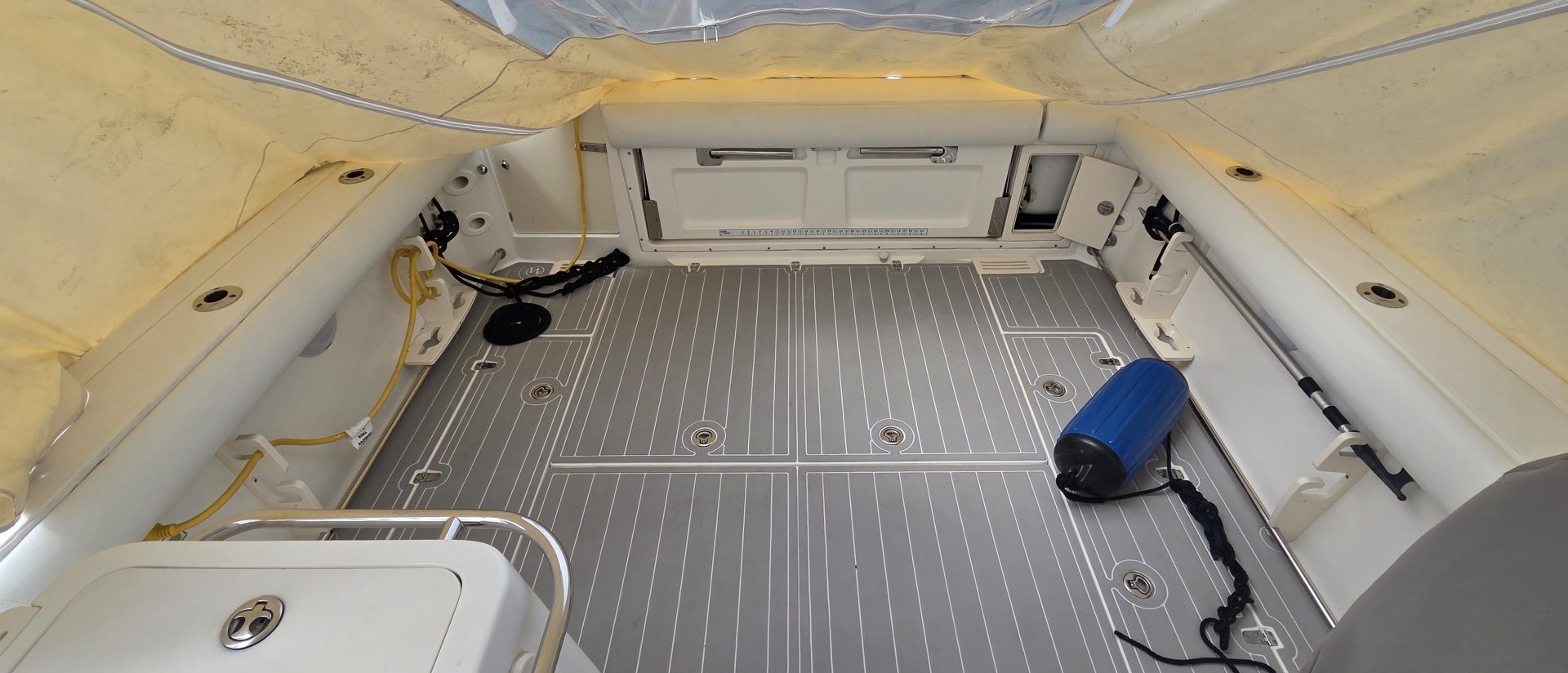 2007 Boston Whaler 305 Conquest - Image 60