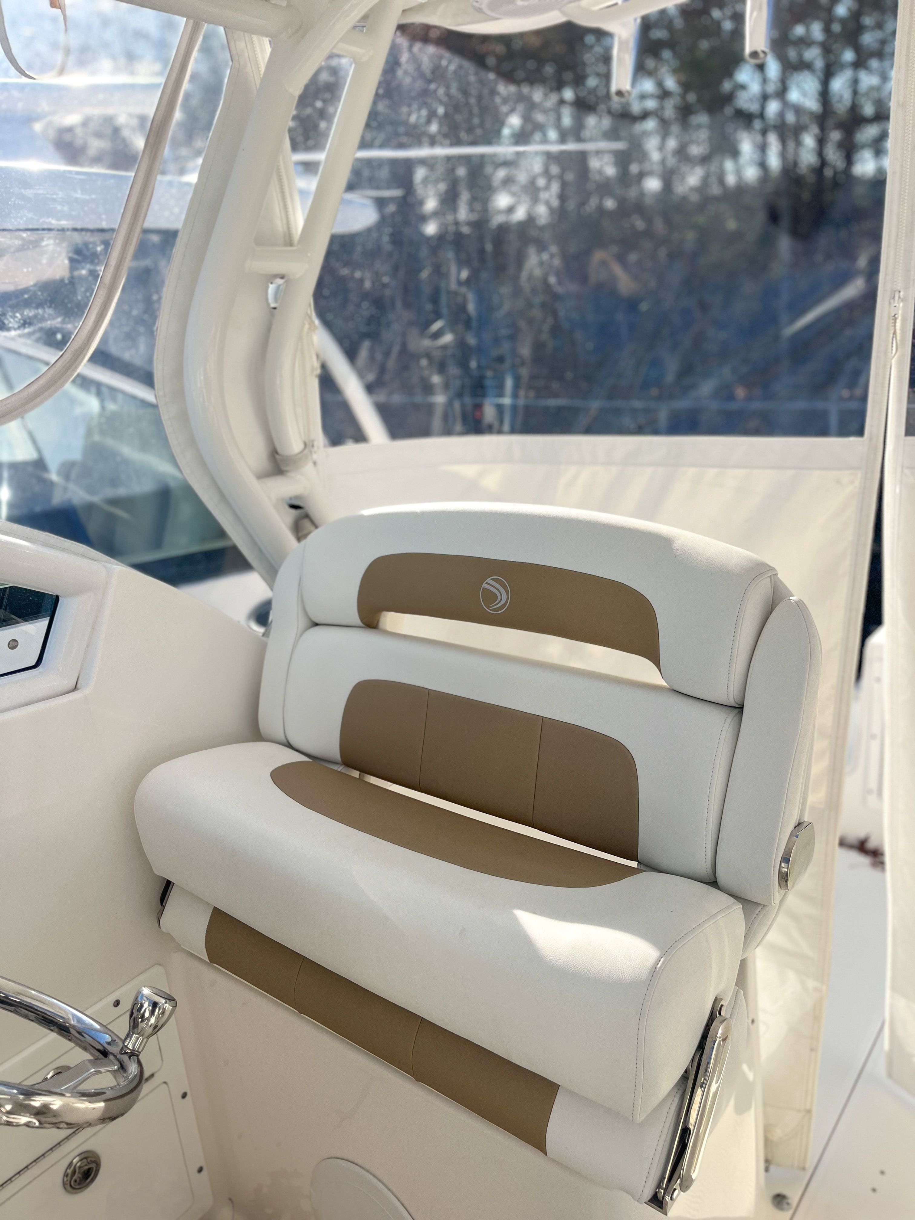 2017 EDGEWATER 280 CX - Image 20